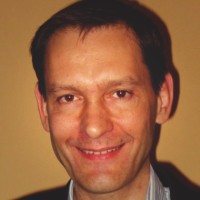 Julian Lucek Headshot