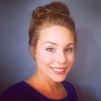 Katherine Dollar Headshot